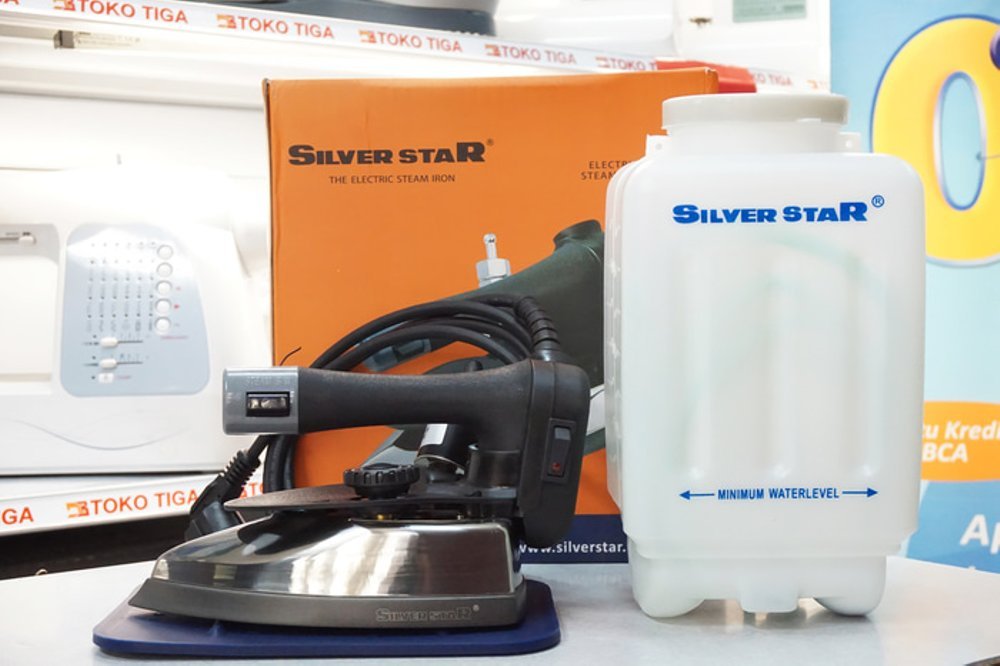 Silver Star With Water Tank