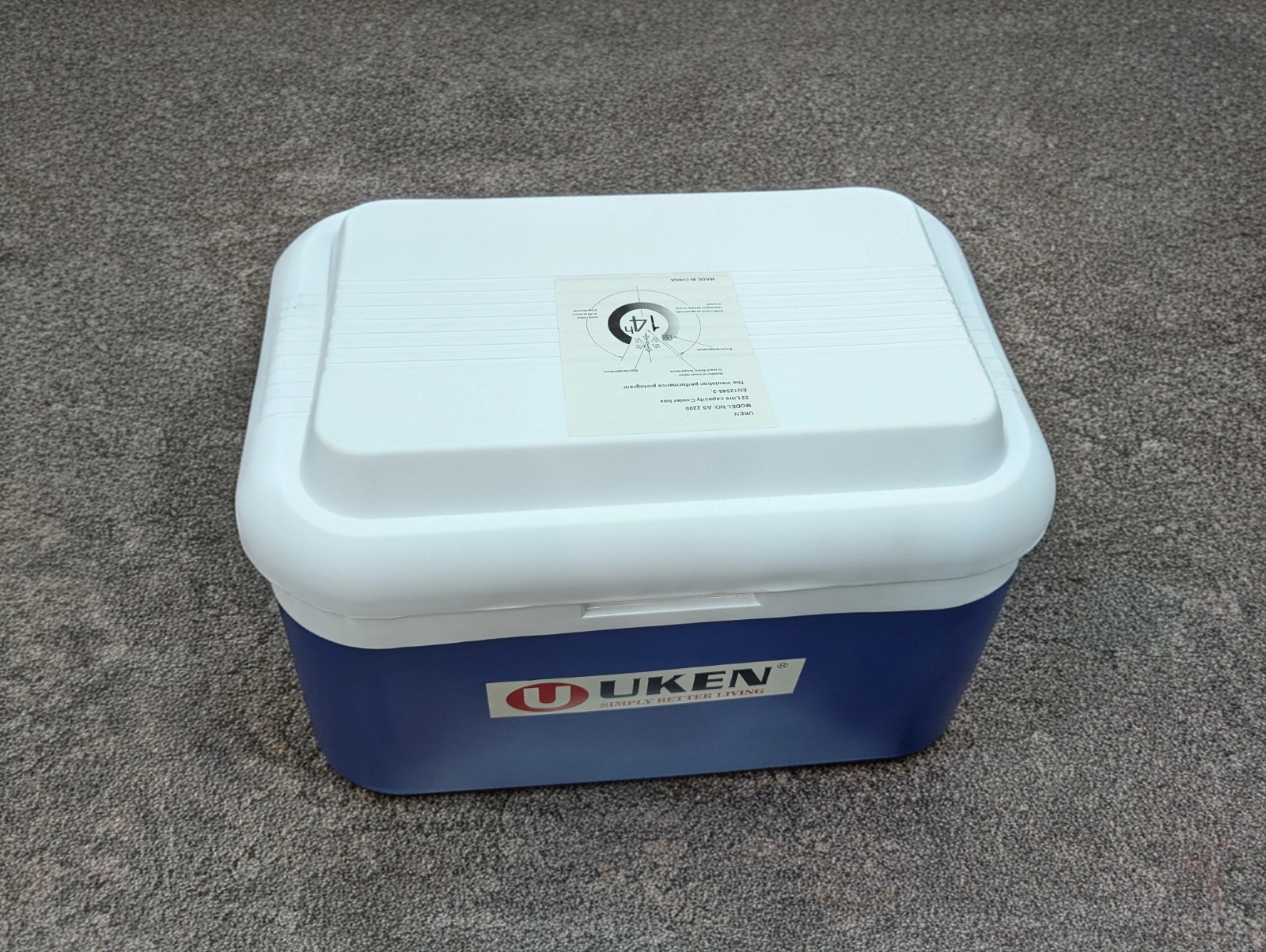 UKEN UCB18W Cooler Box - 18L Portable Ice Chest